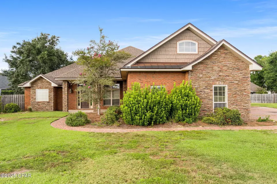 Exterior - 4712 Grants Mill Dr, Lynn Haven, FL 32444 photo 1 of 6
