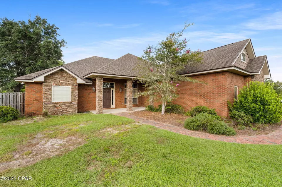 Exterior - 4712 Grants Mill Dr, Lynn Haven, FL 32444 photo 2 of 6