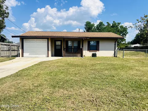 2404 Drummond Ave, Panama City, FL 32405