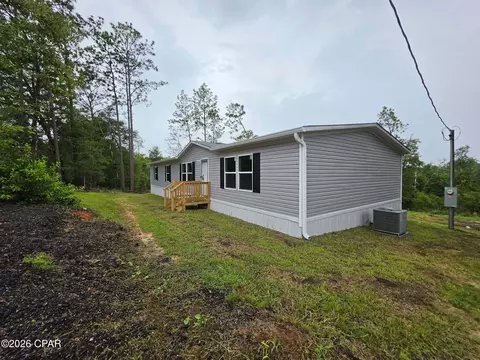 1065 Highlands Cir, Alford, FL 32420