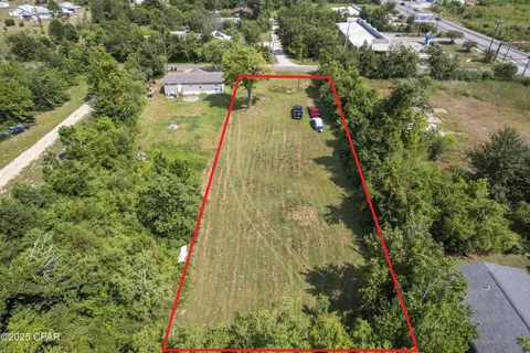 317 N N Berthe Ave, Panama City, FL 32404