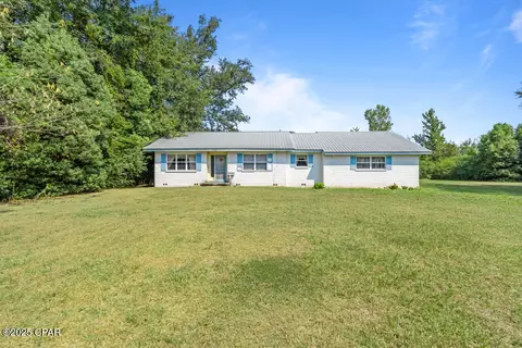 20766 NE Pine St, Blountstown, FL 32424