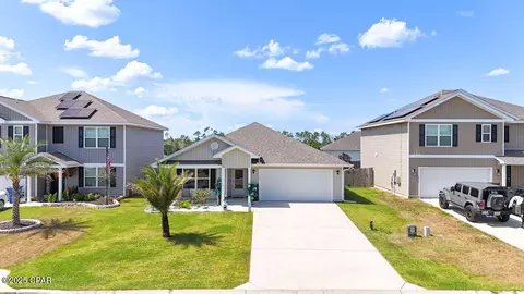 5817 Tiagra Dr, Panama City, FL 32404