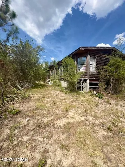 254 Wisteria Ln, Chipley, FL 32428