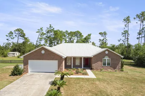 8010 Kingswood Rd, Panama City, FL 32409