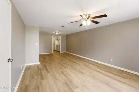 6406 Chipewa St, Panama City, FL 32404