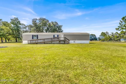 2764 Carter Cir, Chipley, FL 32428 photo 1