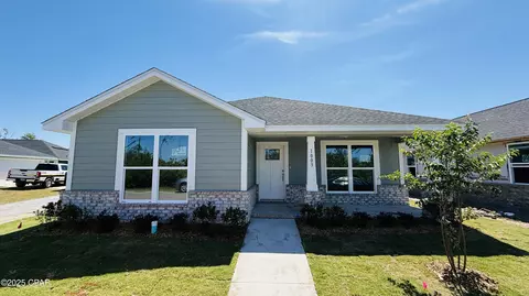 1003 Bayou St, Panama City, FL 32404