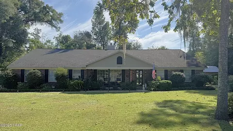 3320 Caverns Rd, Marianna, FL 32446