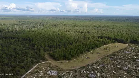 020 2n, Fountain, FL 32438