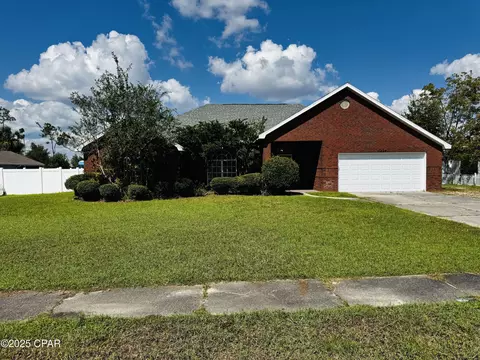 1234 Dundee Ln, Lynn Haven, FL 32444