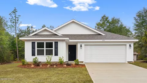 4036 Linwood Dr, Chipley, FL 32428