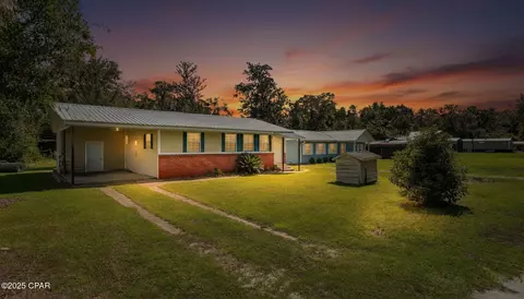 176 Quail Ave, Wewahitchka, FL 32465