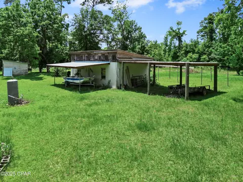 Exterior - 133 Devane Rd, Chattahoochee, FL 32324 photo 8 of 11