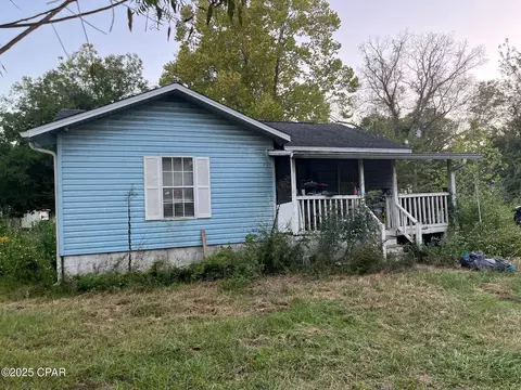 7231 Welcome Church Rd, Sneads, FL 32460
