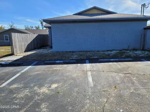 4006 E 11th St #A&B, Panama City, FL 32404
