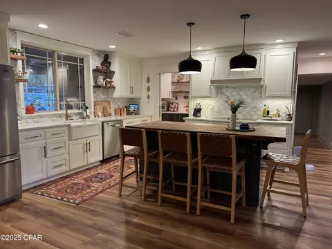 4384 Angela Dr, Marianna, FL 32446