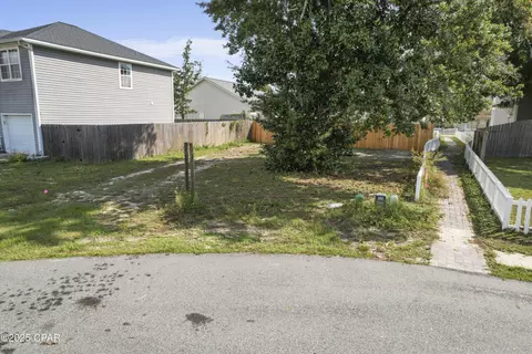 2604 Willow Brook Dr, Panama City, FL 32404