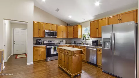 Kitchen - 1771 Sorrells Rd, Chipley, FL 32428 photo 2 of 2