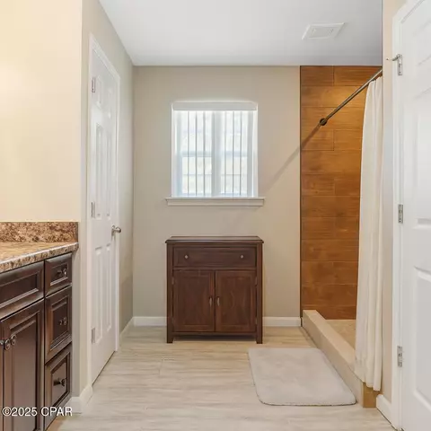 Bath - 1771 Sorrells Rd, Chipley, FL 32428 photo 2 of 2
