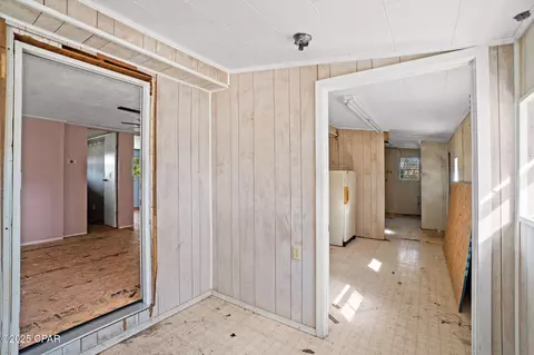 Entry Way - 1697 Clayton Rd, Chipley, FL 32428 photo 1 of 1