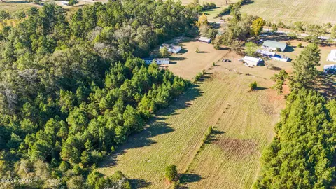 View/Area - 1697 Clayton Rd, Chipley, FL 32428 photo 5 of 7