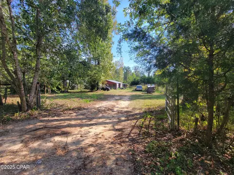 2914 Maridale Rd, Marianna, FL 32448