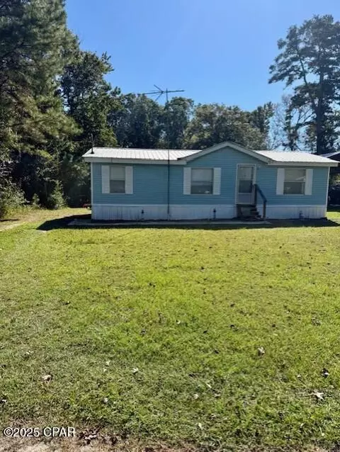 738 Bryant Landing Rd, Wewahitchka, FL 32465