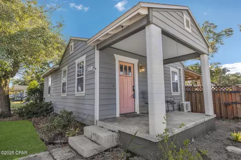 1615 Molitor Ave, Panama City, FL 32401