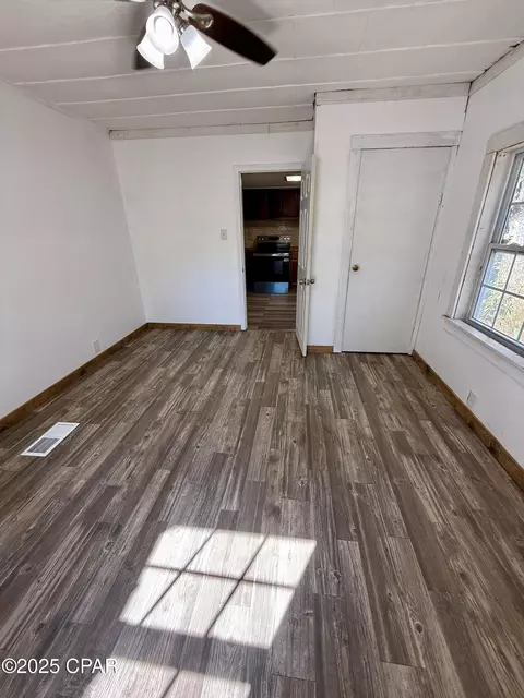 Bedroom - 5678 Hummingbird Rd, Bascom, FL 32423 photo 1 of 2