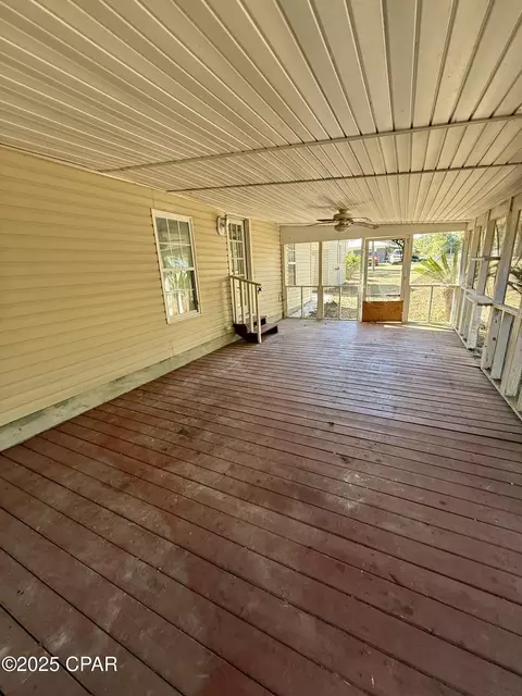 Exterior - 5678 Hummingbird Rd, Bascom, FL 32423 photo 6 of 6