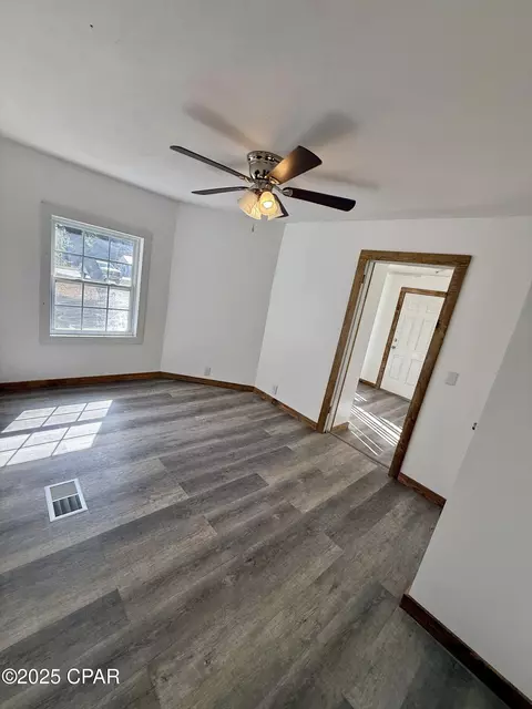 Living - 5678 Hummingbird Rd, Bascom, FL 32423 photo 3 of 3