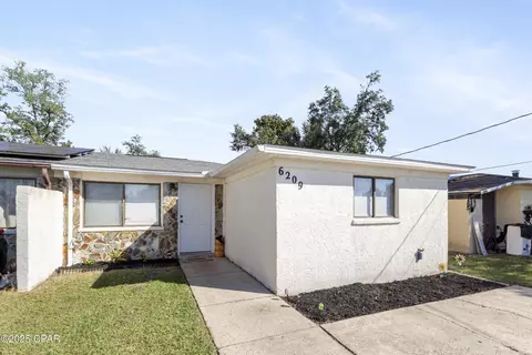 6209 Pridgen St, Panama City, FL 32404