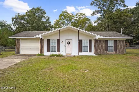 2321 Idlewood Dr, Bonifay, FL 32425