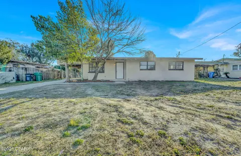 21 3rd Ct, Panama City, FL 32404