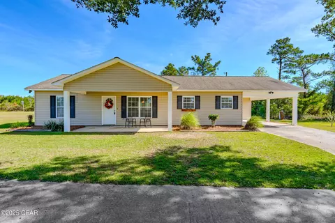 6731 Butler Rd, Grand Ridge, FL 32442