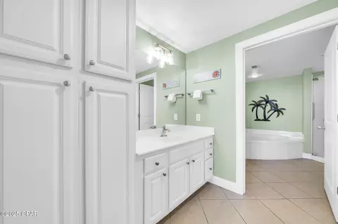 Bath - 17281 Front Beach Rd #806, Panama City Beach, FL 32413 photo 1 of 4