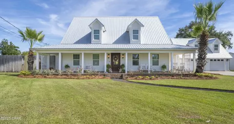 2830 Longleaf Rd, Panama City, FL 32405