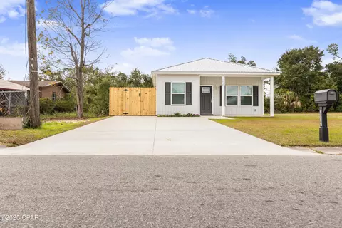1017 E Hamilton Ave, Panama City, FL 32401