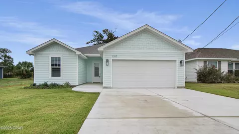 1317 W 30th St, Panama City, FL 32405