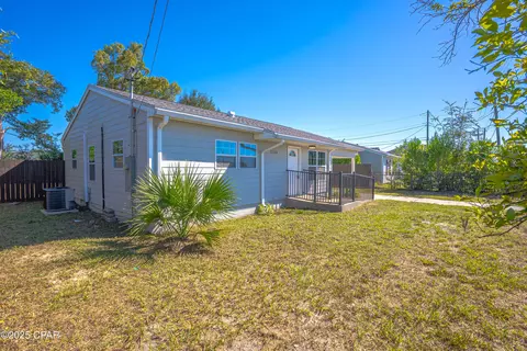 1130 Transmitter Rd, Panama City, FL 32401