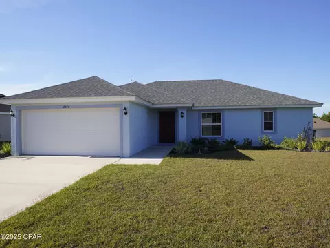 2216 Chase St, Chipley, FL 32428 photo 1