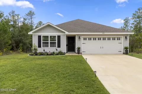 2335 Walkerton Dr, Chipley, FL 32428 photo 1