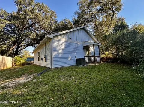 7825 Highway 90, Sneads, FL 32460