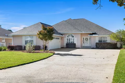 821 Dolphin Dr, Panama City, FL 32408