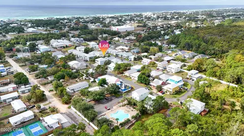 422 Paradise Blvd, Panama City Beach, FL 32413