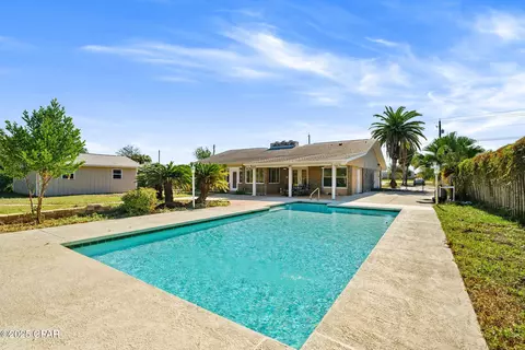 2212 Saint Andrews Blvd, Panama City, FL 32405