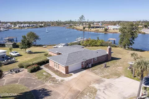 7017 Hugh Dr, Callaway, FL 32404