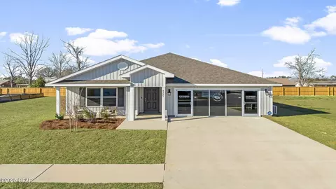 8395 Park Place Dr, Panama City, FL 32404