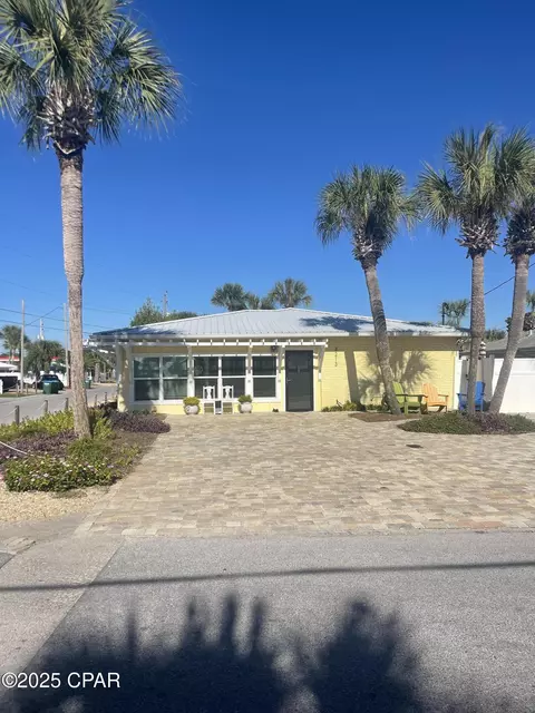 8213 Surf Dr, Panama City, FL 32408